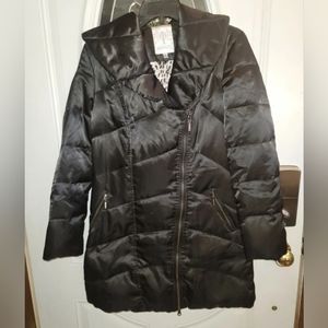 EUC JENNIFER LOPEZ  PUFFY ASSYMETRIC COAT SIZE PS